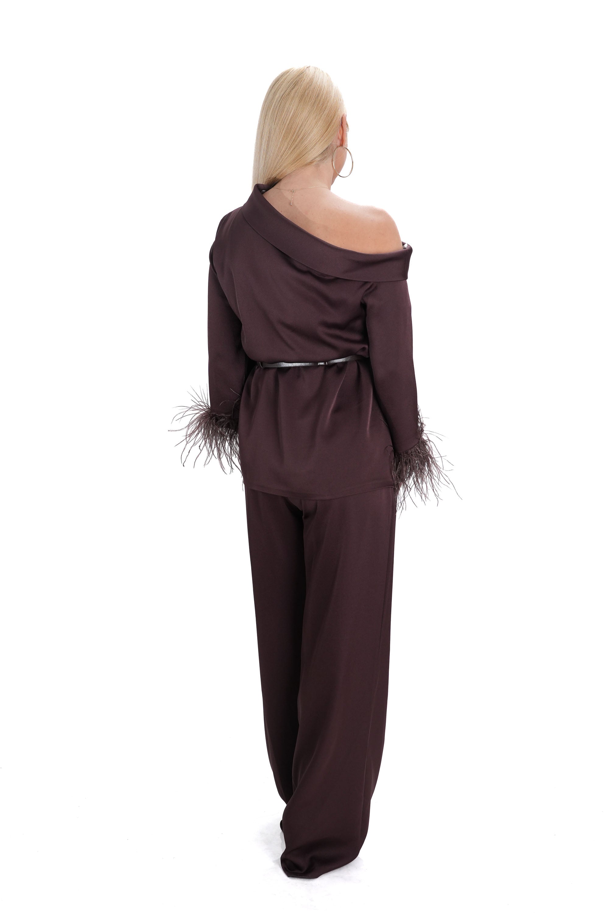 Стилен дамски комплект за официални и вечерни визии