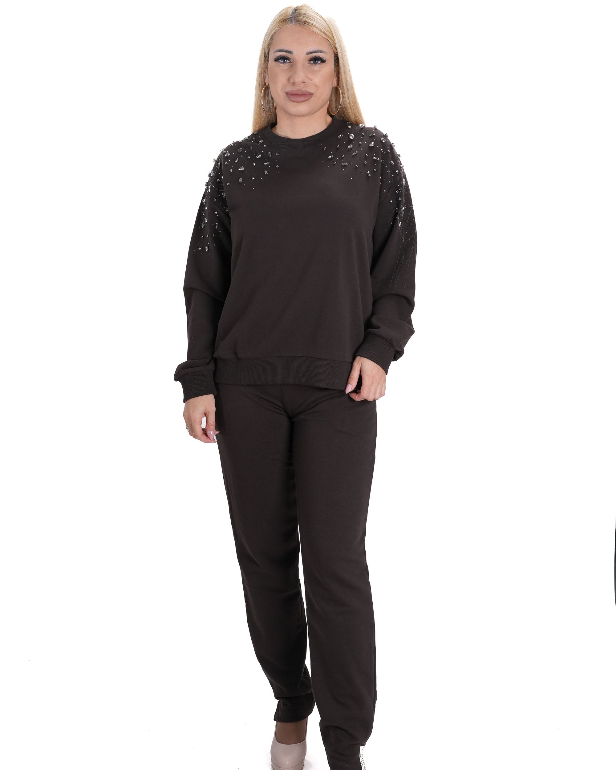 Дамски комплект от 2 части – панталон и блуза с кристали в тъмно кафяв цвят