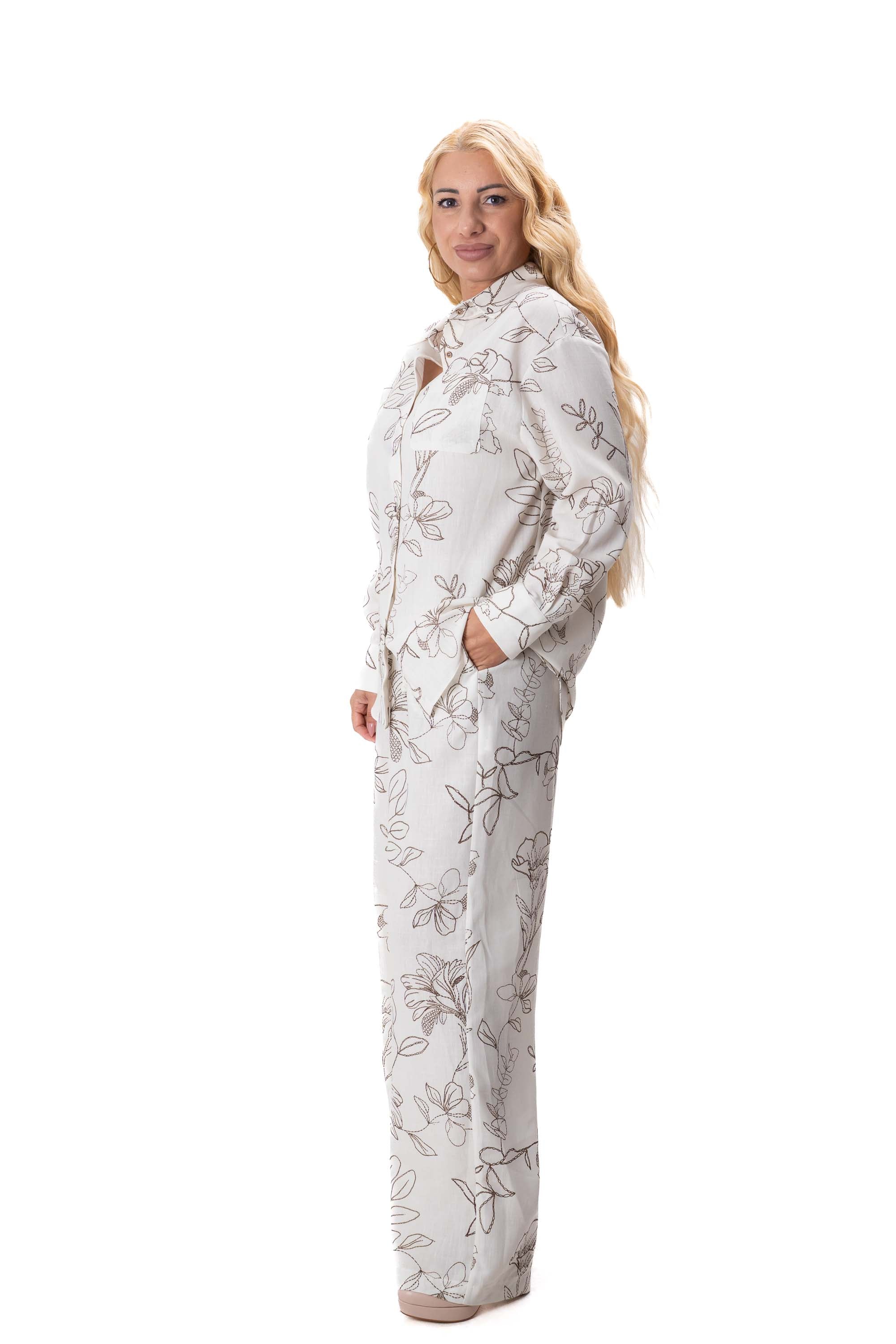 елегантен дамски комплект от лен в бежов цвят