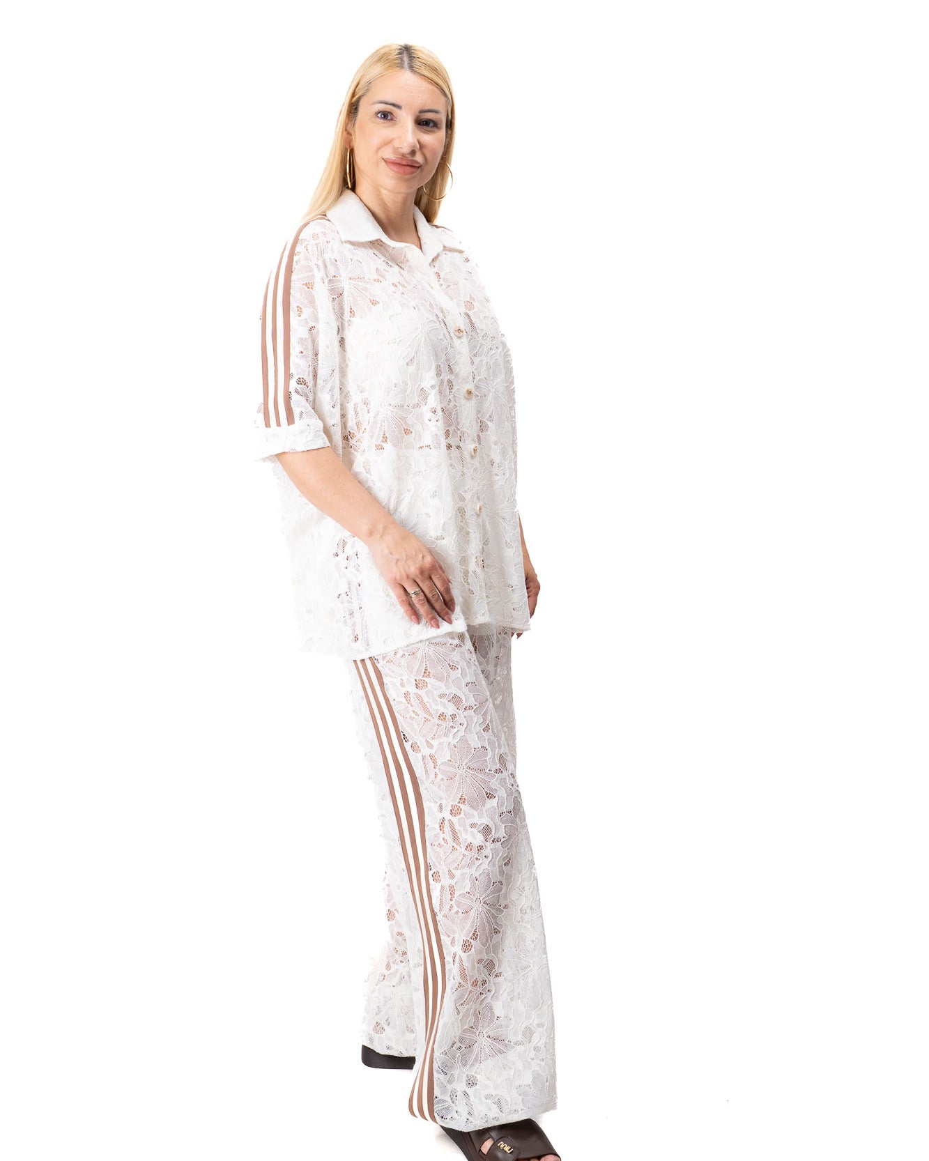 women lace two piece set ecru brown trim jogger pants