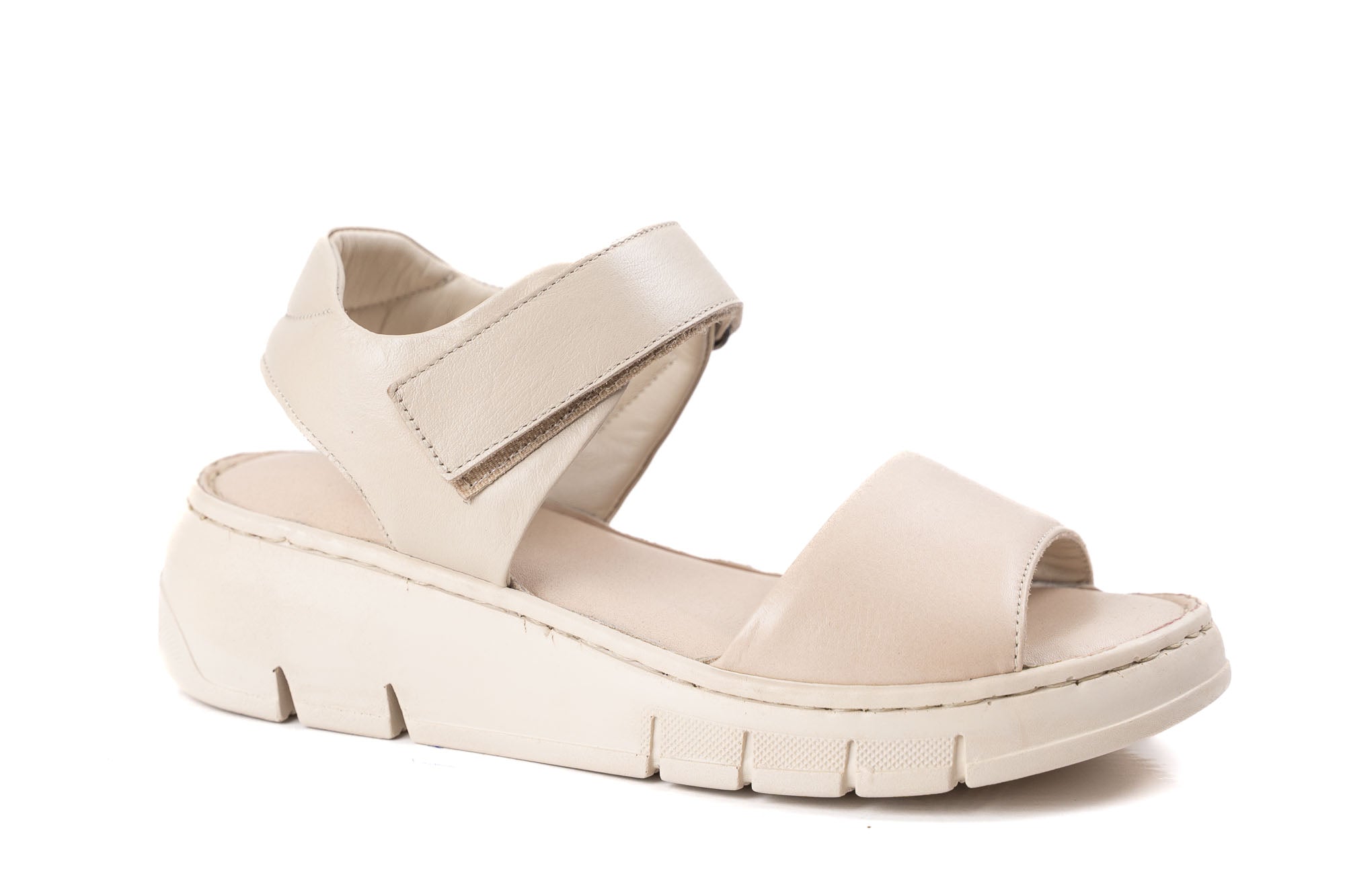 comfortable women beige leather sandals medium platform