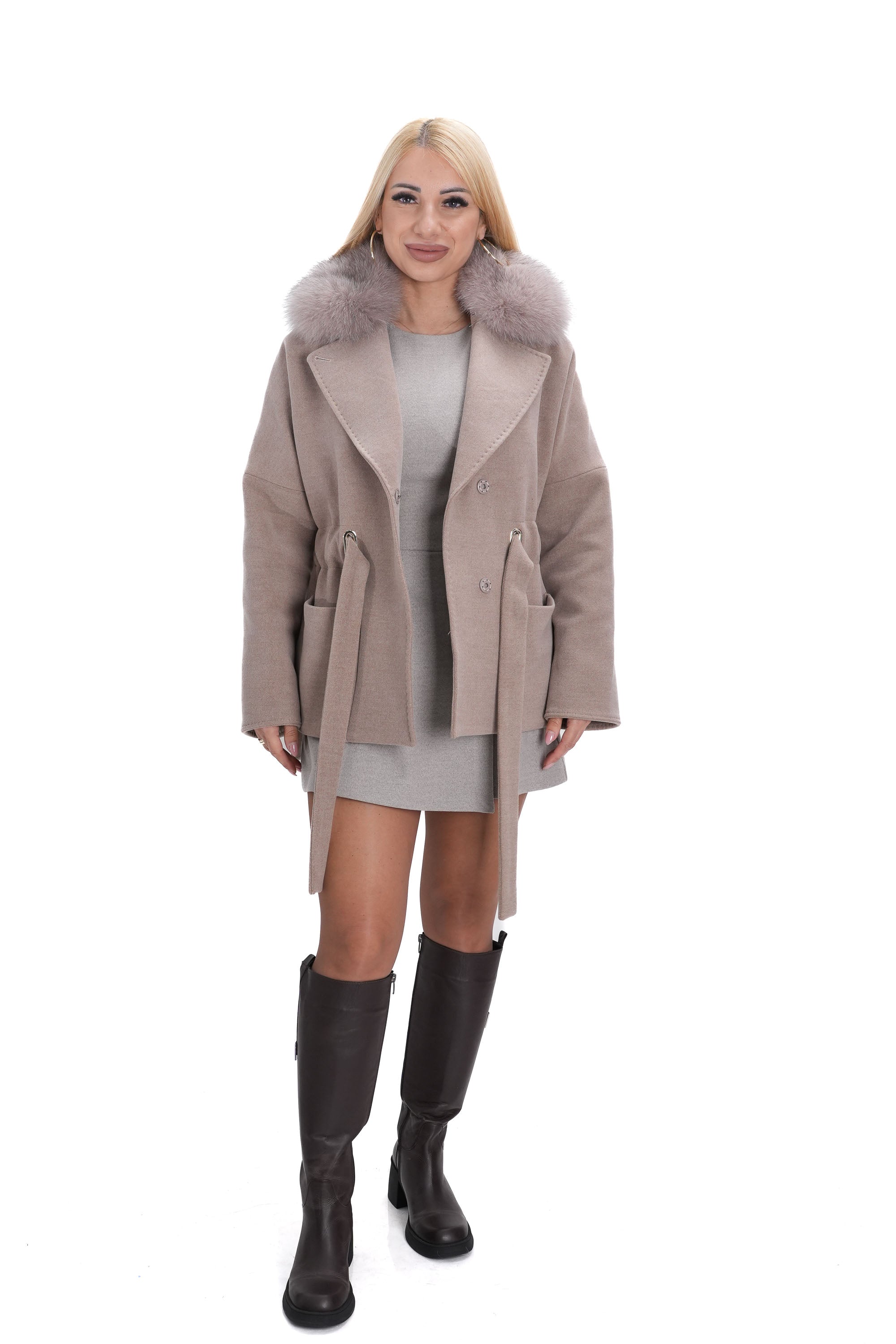 дамско палто от кашмир за студените дни