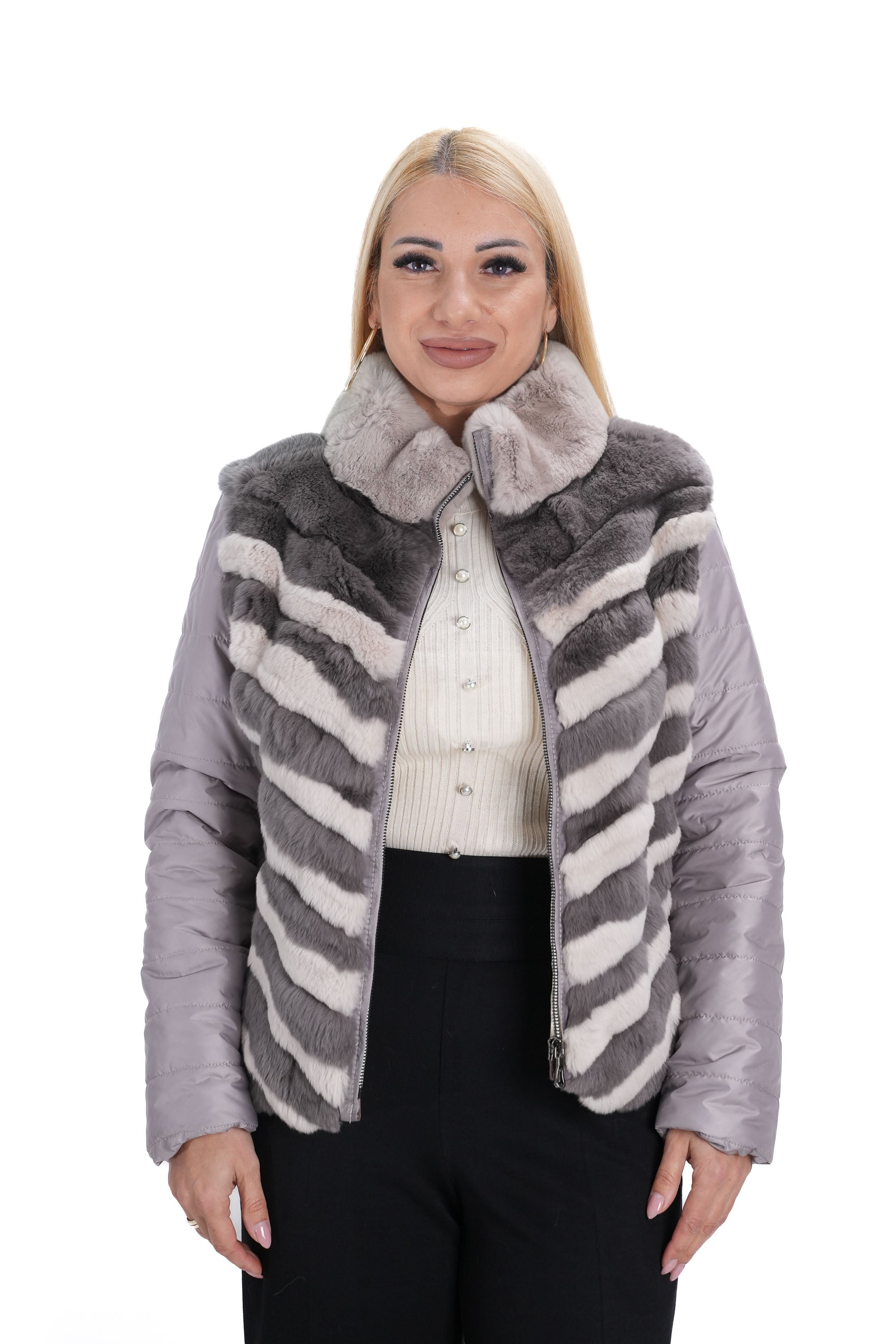 Зимно дамско яке от шушляк – детайл на косъма от чинчила