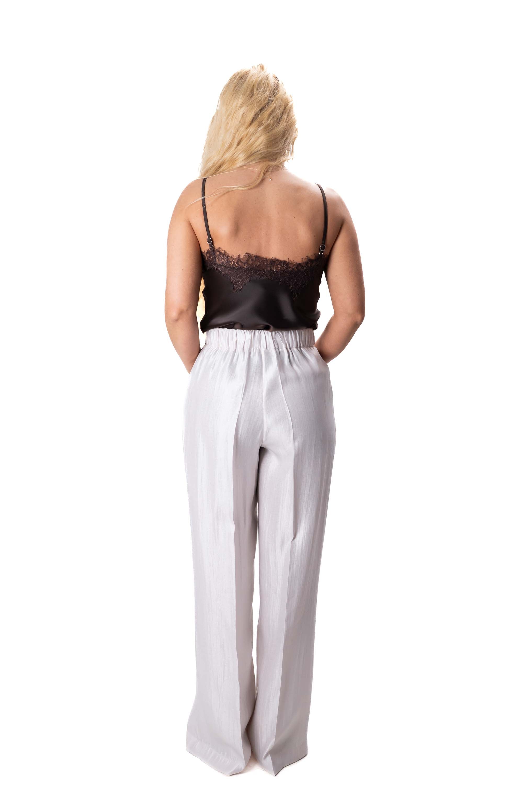 Широк панталон в екрю с ластик на талията от костюм от 2 части със сако 