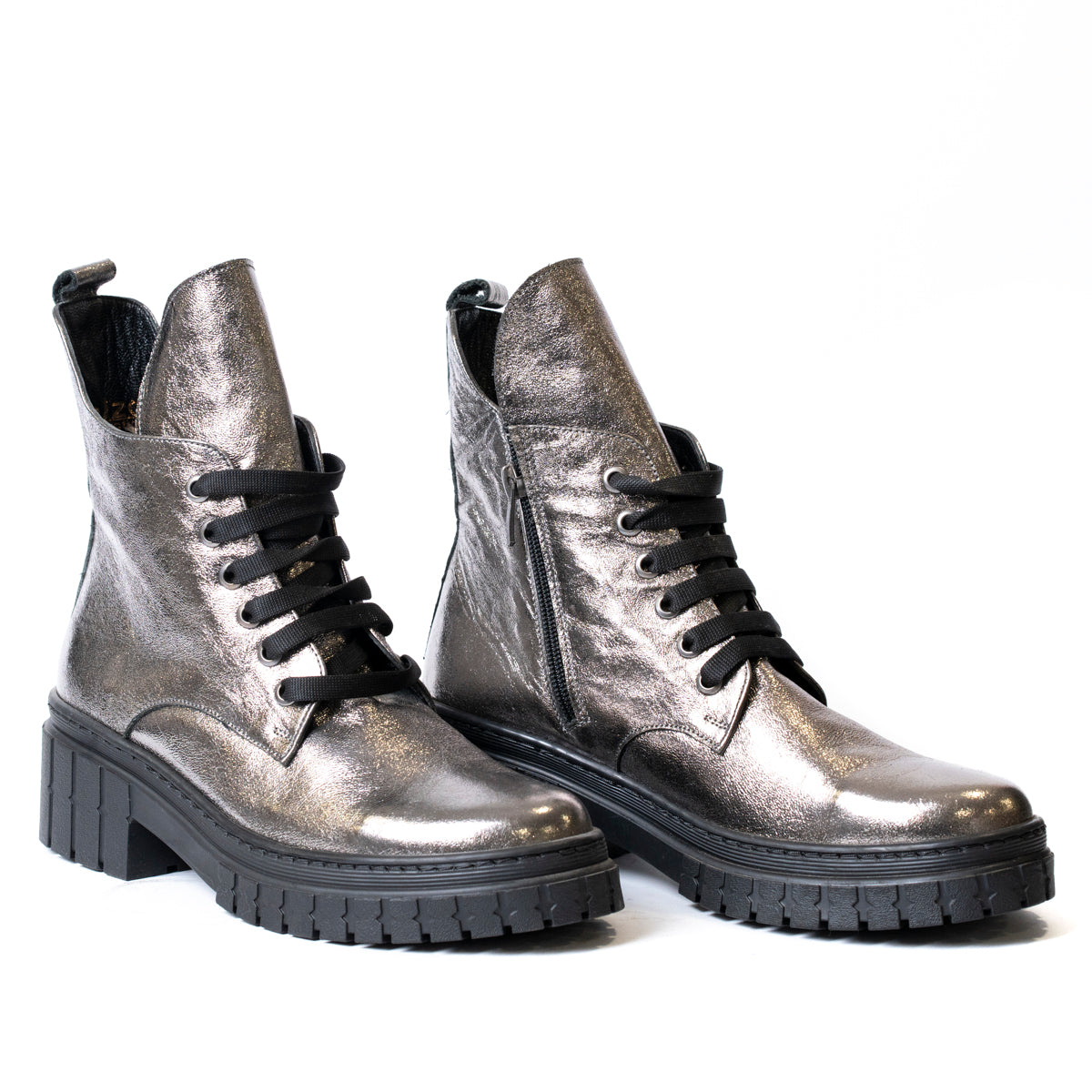 Дамски боти с връзки – страничен изглед сребърни