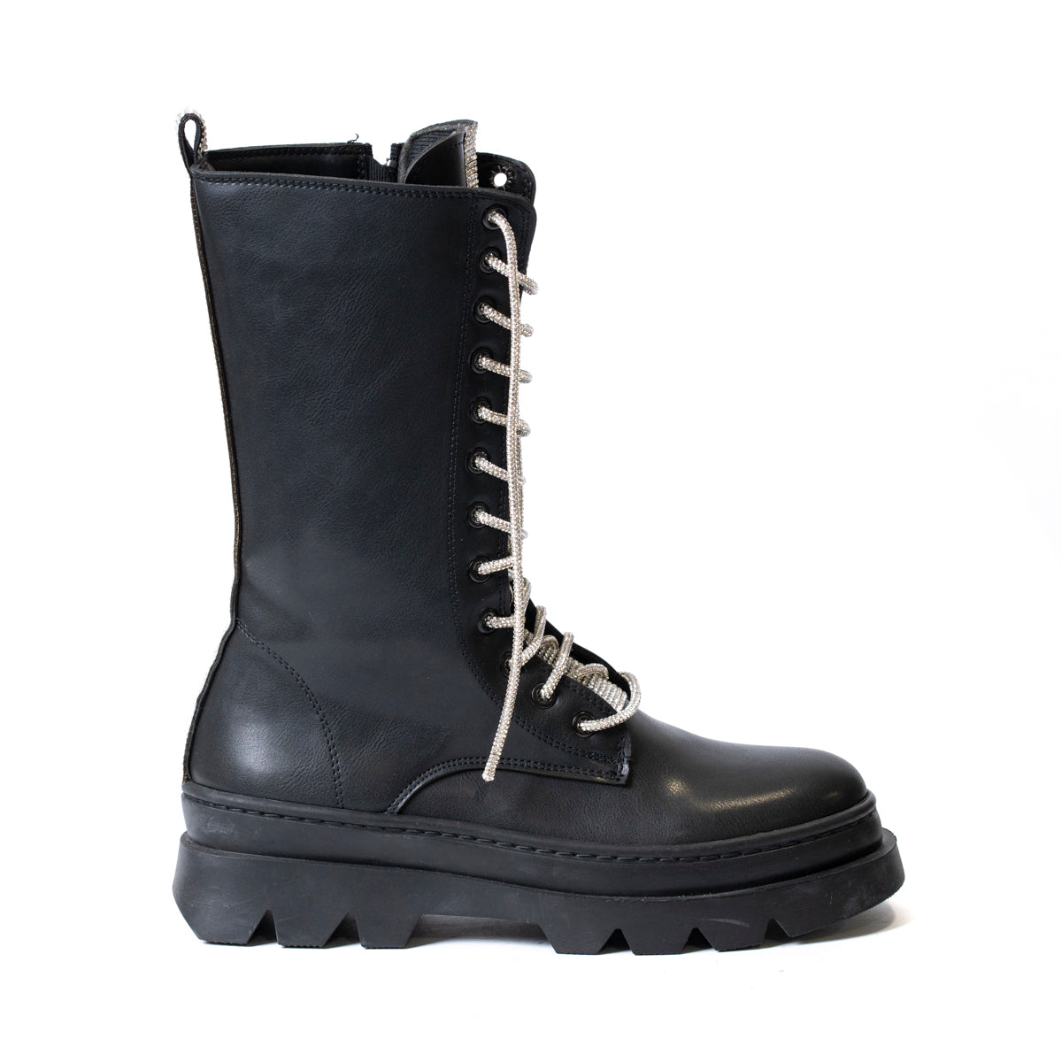 Дамски ниски боти тип ботуш с връзки и сребърни камъчета в черно модел 5551