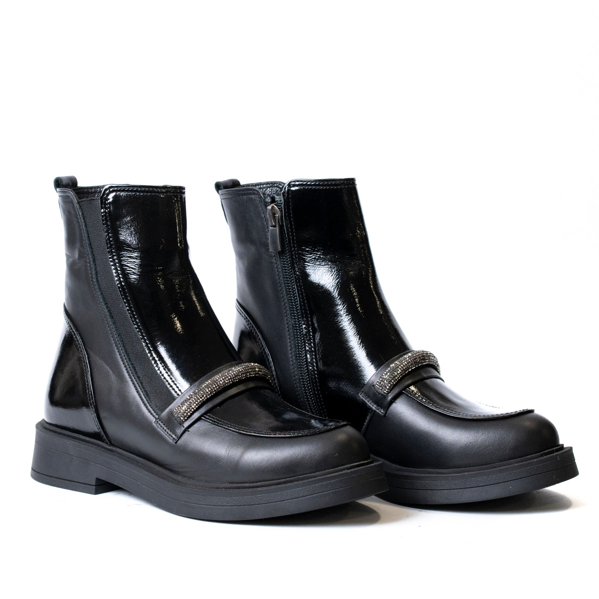 Дамски боти с декорация от камъчета – страничен изглед черни