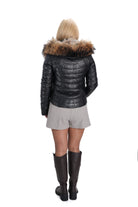 Стилно дамско кожено яке с естествен косъм в натурален кафяв цвят