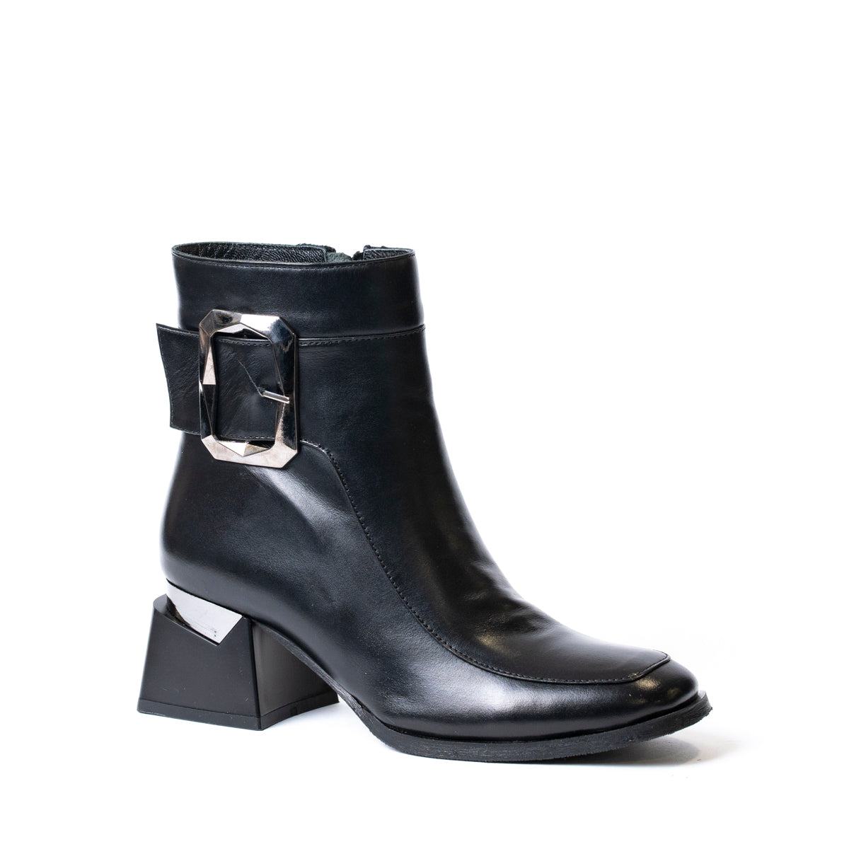 черни дамски боти с дебел ток