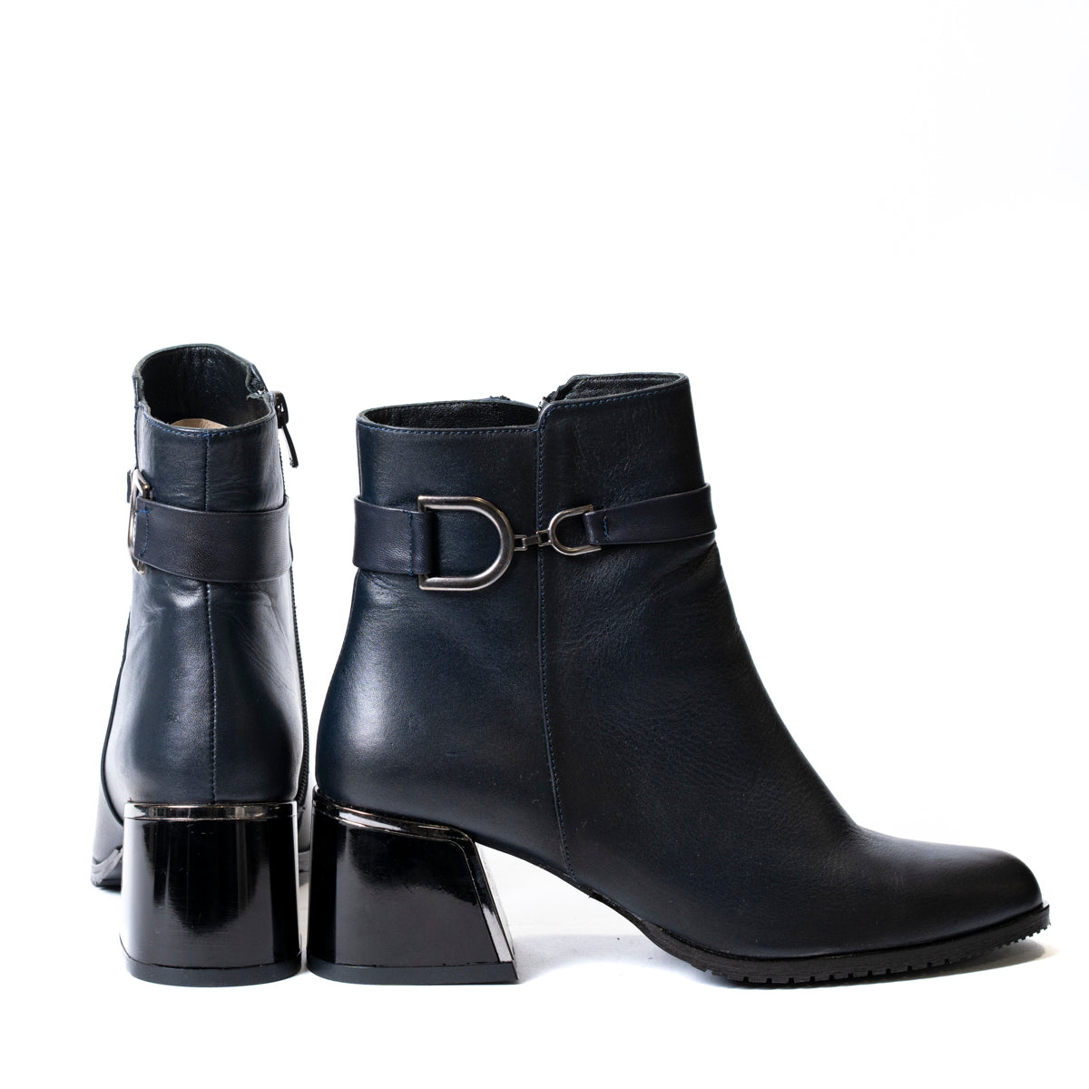 Дамски кожени боти в тъмно синьо с дебел ток и стилна катарама