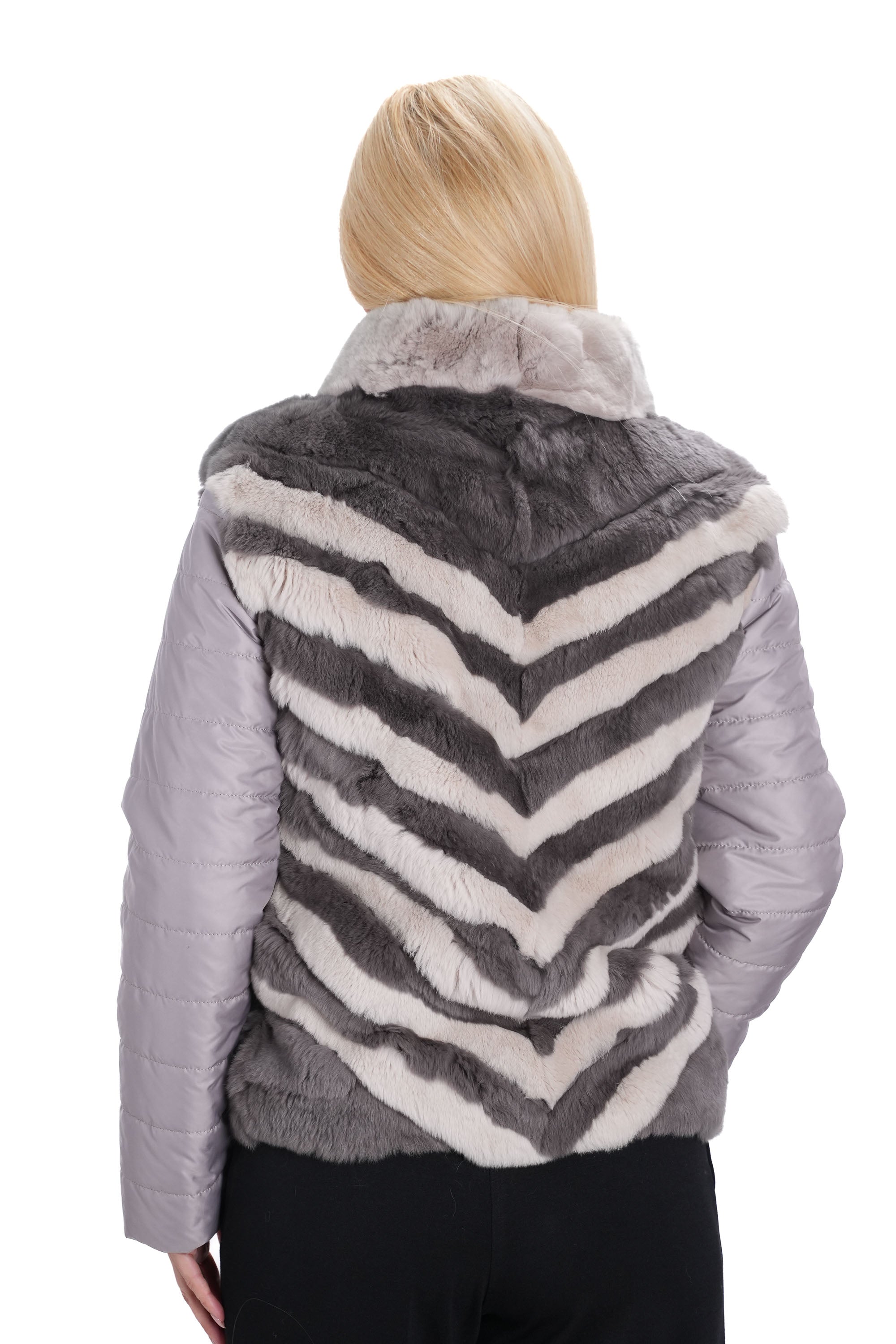 Дамско сиво-кремаво яке – модерен силует и топъл косъм