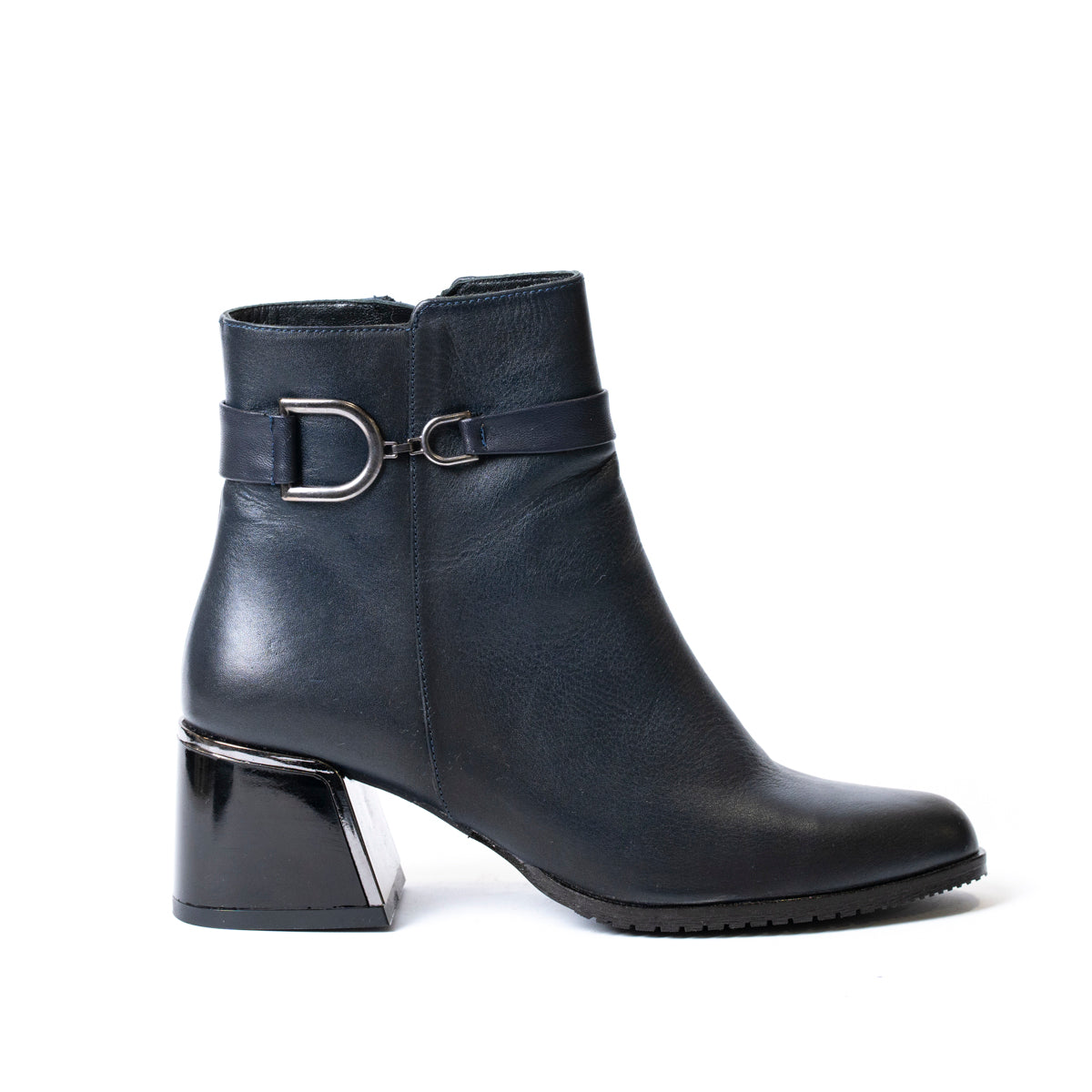 Дамски елегантни боти от естествена кожа в тъмно синьо с дебел ток и катарама