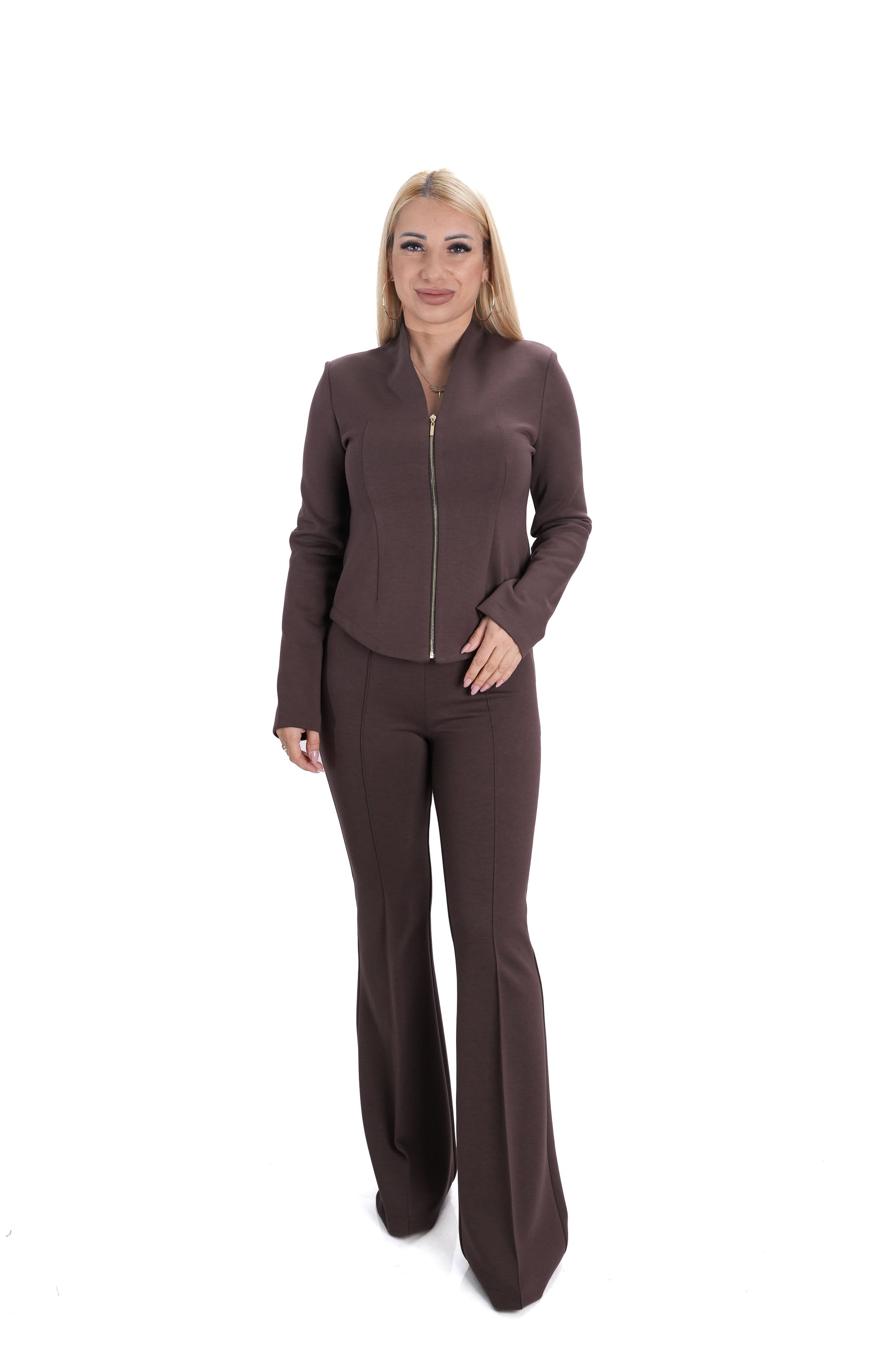 Дамски комплект от 2 части – панталон чарлстон с висока талия и блуза с цип в тъмно кафяв