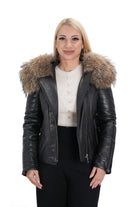 Дамско яке от кожа – модел T-6, детайл на страничното закопчаване