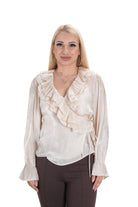 Дамска сатенена риза – преден изглед в бежово със странично връзване