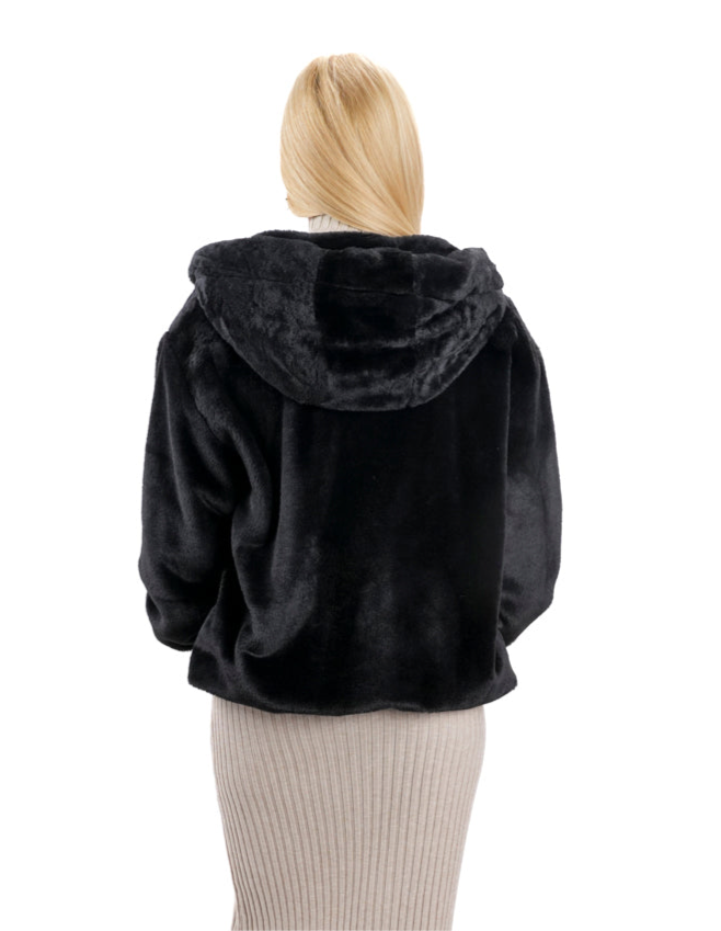 Модерно дамско късо пухено яке тип суитшърт в черно 9522